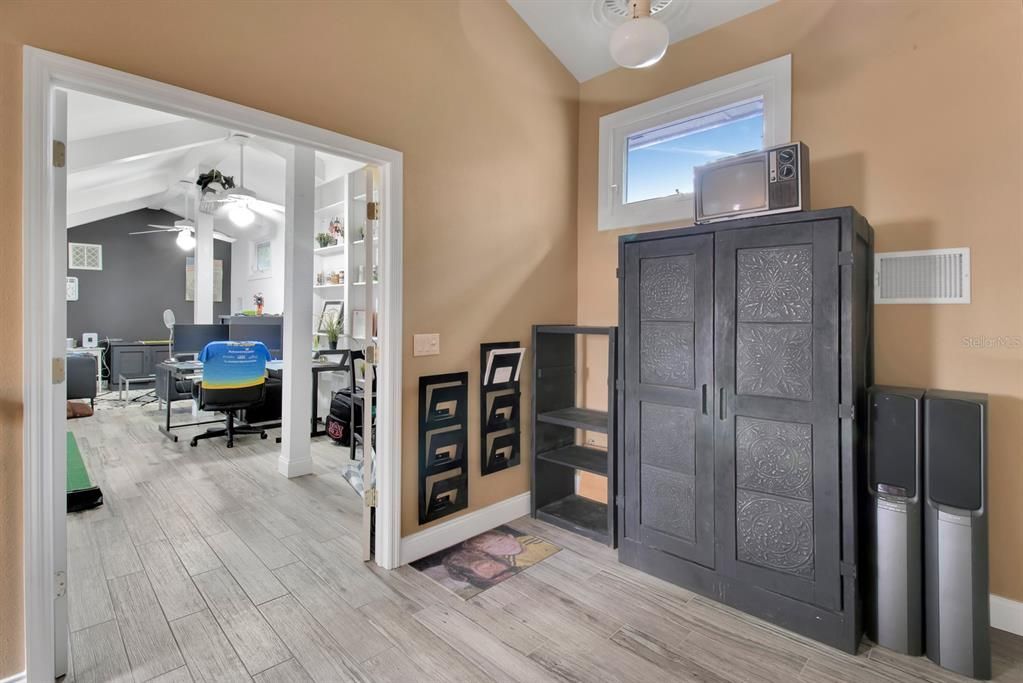 En Venta: $825,000 (4 camas, 3 baños, 3496 Pies cuadrados)