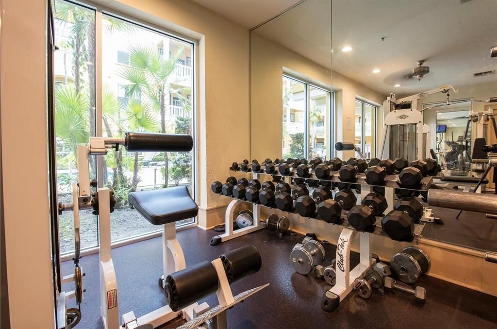 For Sale: $174,900 (1 beds, 1 baths, 411 Square Feet)