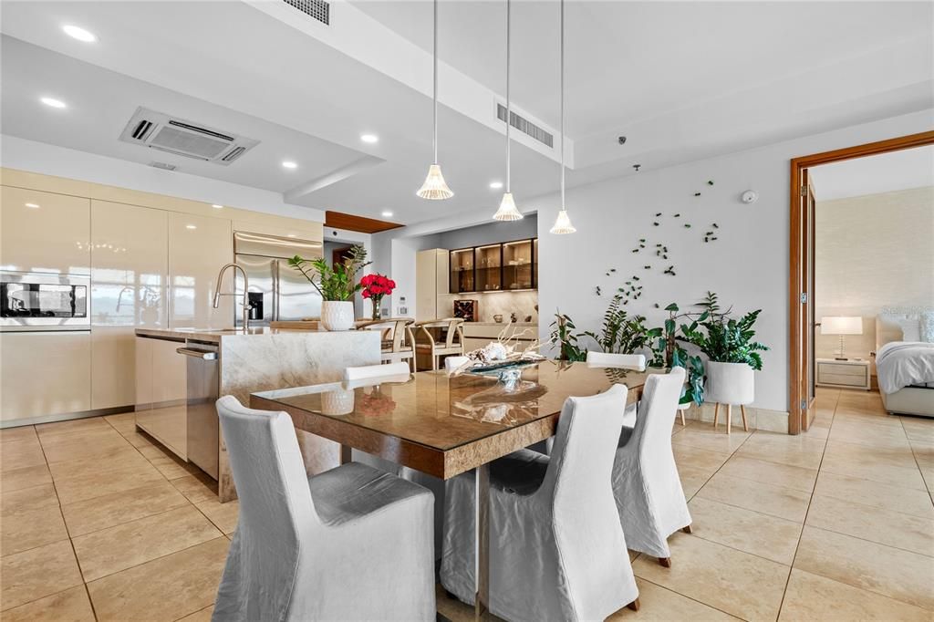 Active With Contract: $2,900,000 (3 beds, 3 baths, 1892 Square Feet)