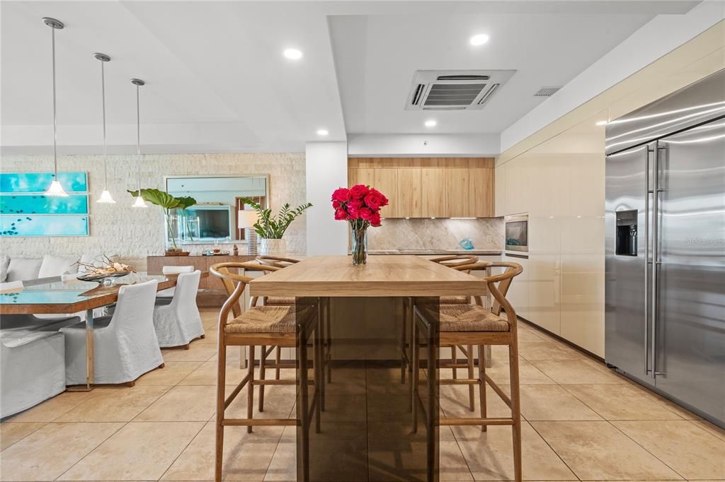 Active With Contract: $2,900,000 (3 beds, 3 baths, 1892 Square Feet)
