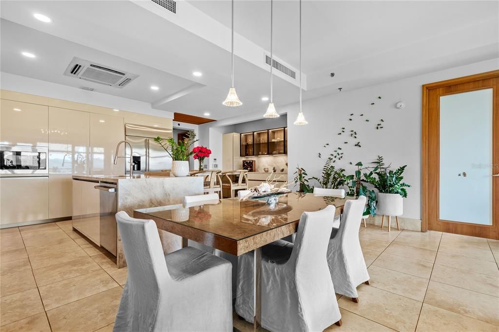 Active With Contract: $2,900,000 (3 beds, 3 baths, 1892 Square Feet)