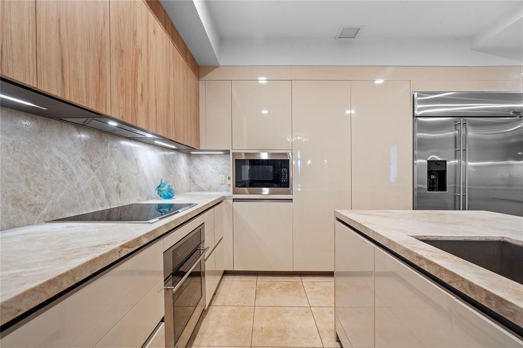 Active With Contract: $2,900,000 (3 beds, 3 baths, 1892 Square Feet)