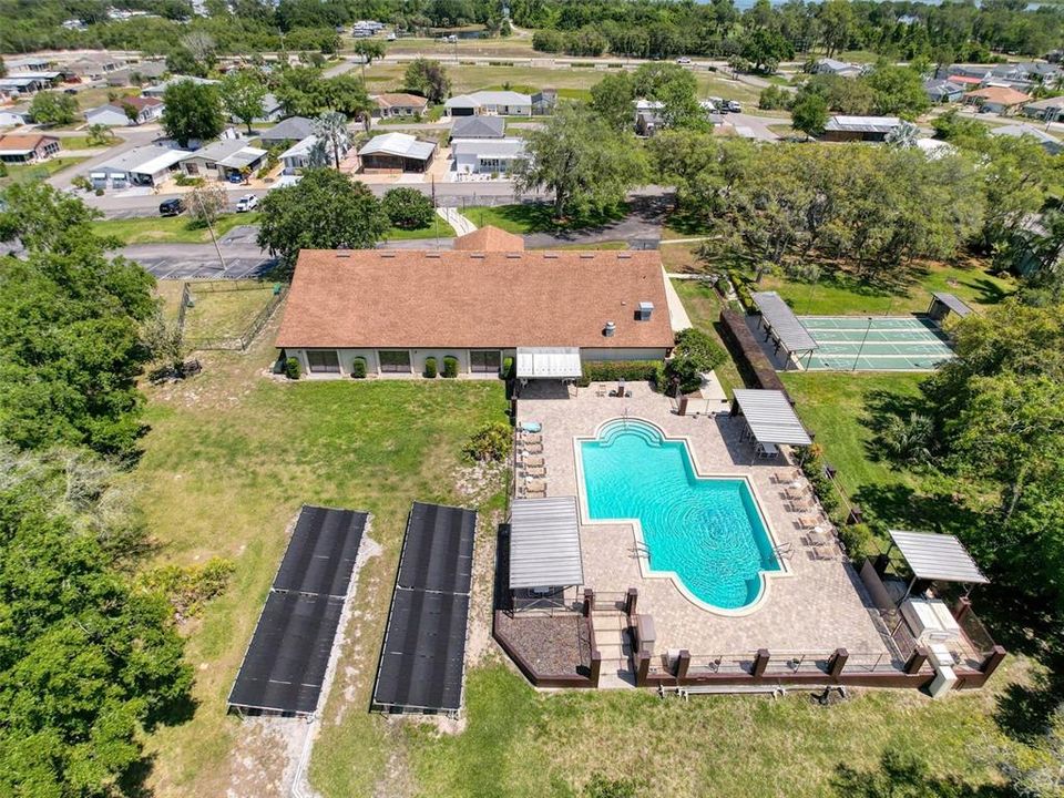 For Sale: $149,500 (2 beds, 2 baths, 1560 Square Feet)