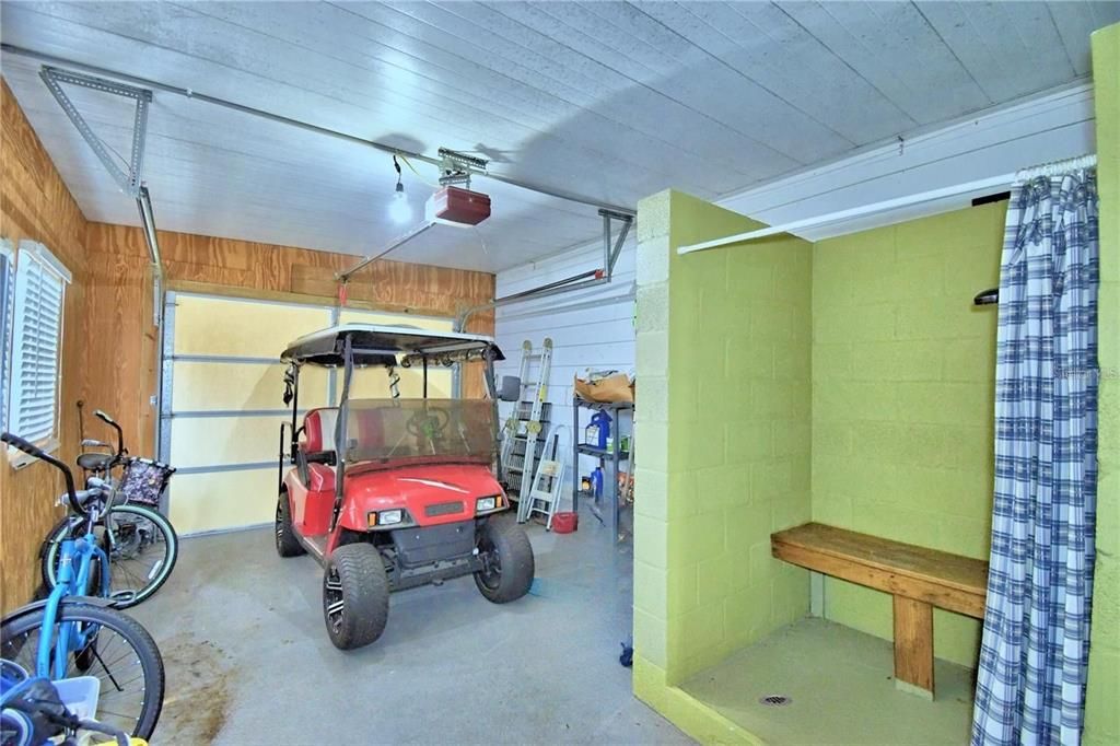 For Sale: $149,500 (2 beds, 2 baths, 1560 Square Feet)