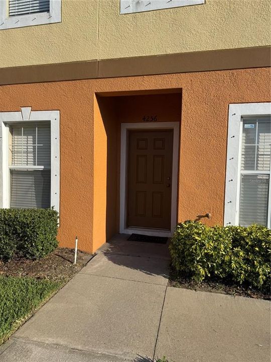 Recently Rented: $1,600 (2 beds, 2 baths, 1753 Square Feet)