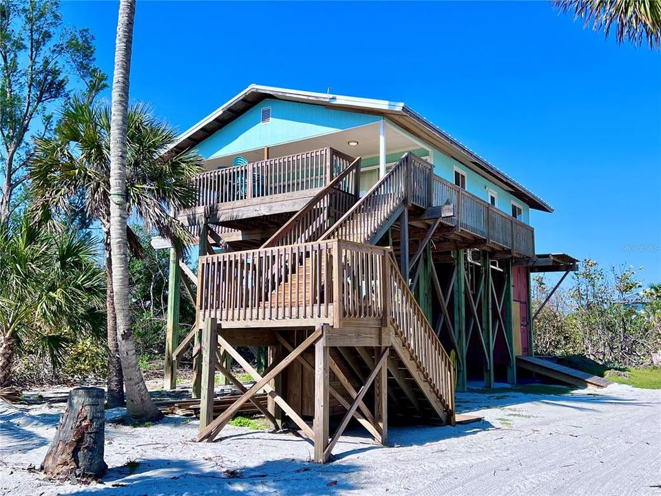 Под контрактом: $475,000 (2 спален, 1 ванн, 832 Квадратных фут)