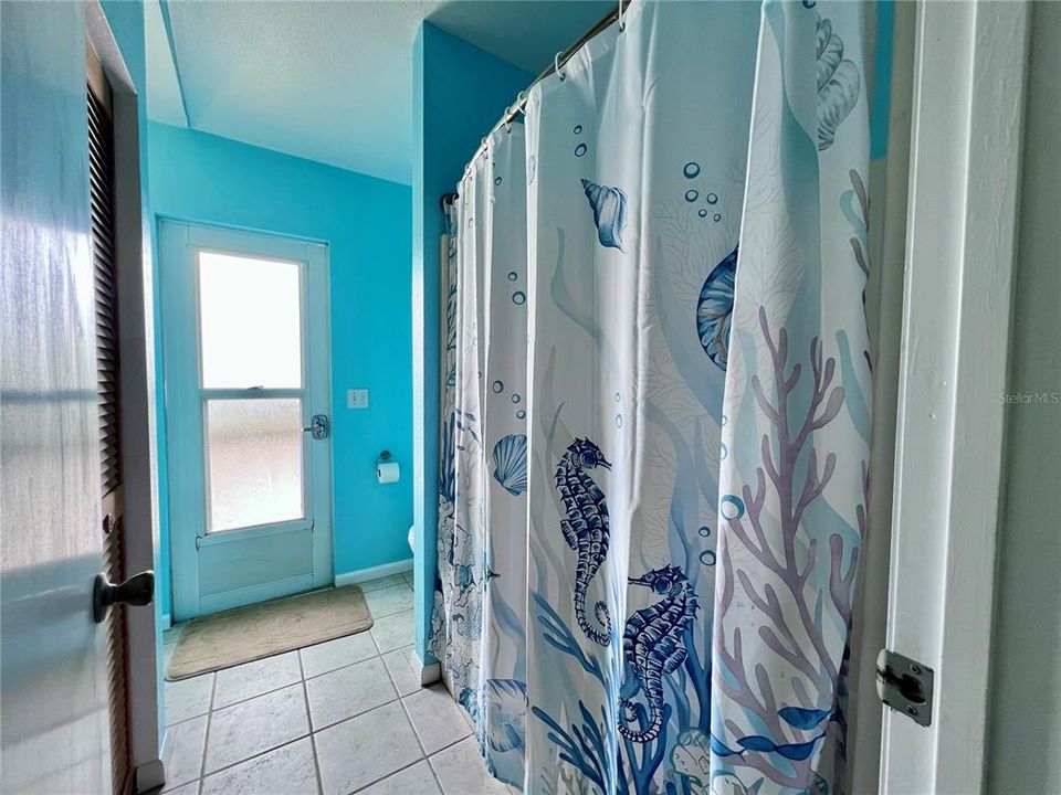 Под контрактом: $475,000 (2 спален, 1 ванн, 832 Квадратных фут)