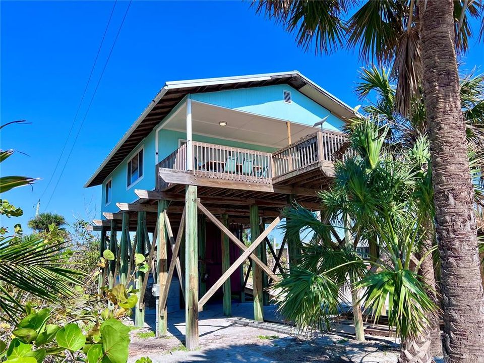 Под контрактом: $475,000 (2 спален, 1 ванн, 832 Квадратных фут)