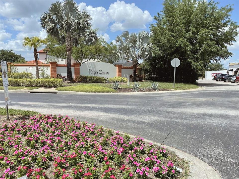 For Sale: $429,900 (4 beds, 2 baths, 2072 Square Feet)