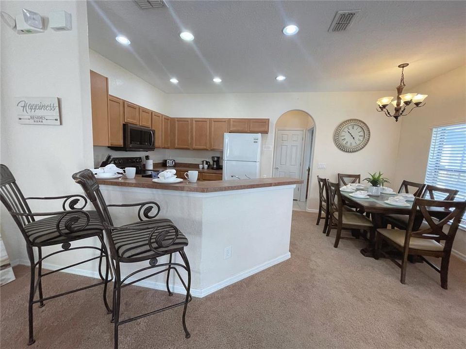 For Sale: $429,900 (4 beds, 2 baths, 2072 Square Feet)