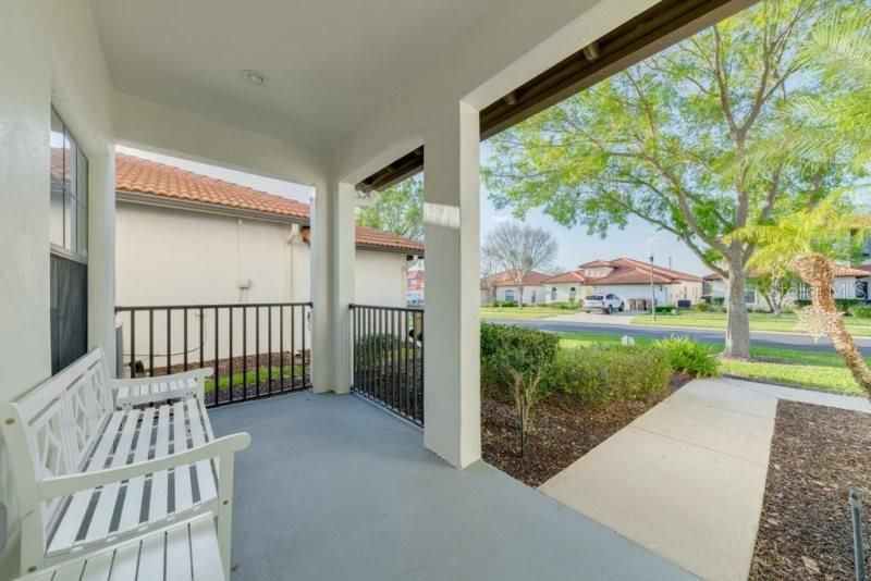 For Sale: $429,900 (4 beds, 2 baths, 2072 Square Feet)