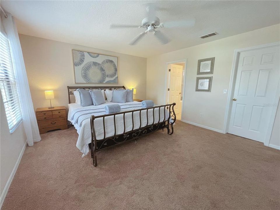 For Sale: $429,900 (4 beds, 2 baths, 2072 Square Feet)