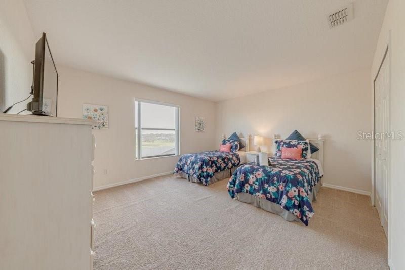 For Sale: $429,900 (4 beds, 2 baths, 2072 Square Feet)