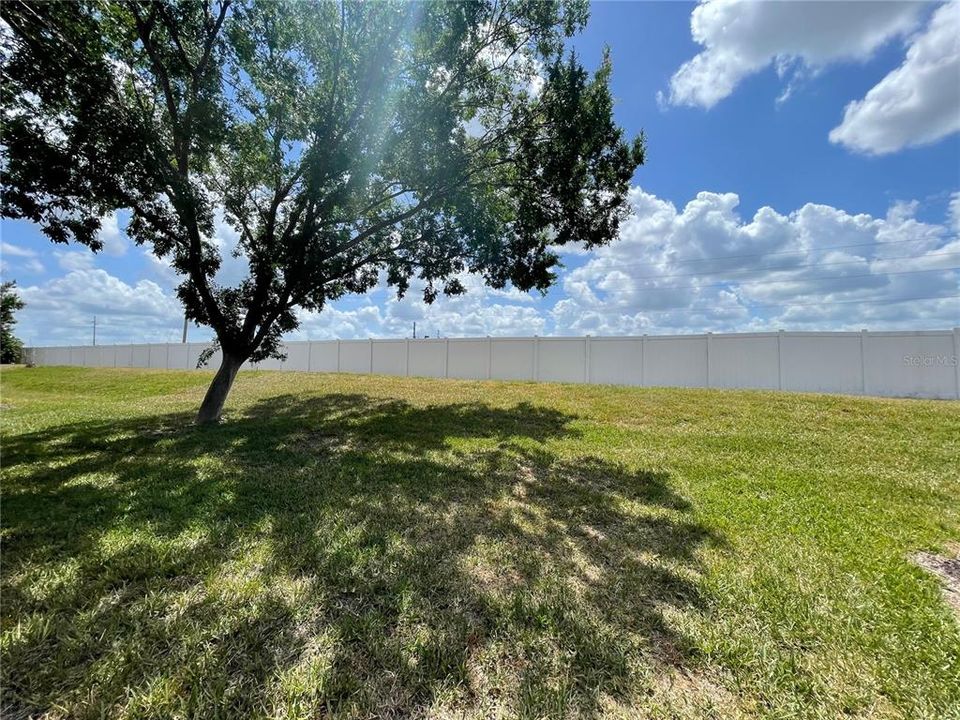 For Sale: $429,900 (4 beds, 2 baths, 2072 Square Feet)