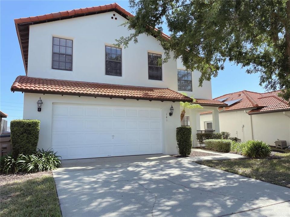 For Sale: $429,900 (4 beds, 2 baths, 2072 Square Feet)