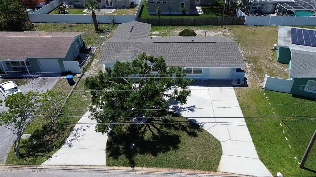 Active With Contract: $439,900 (3 beds, 2 baths, 1461 Square Feet)