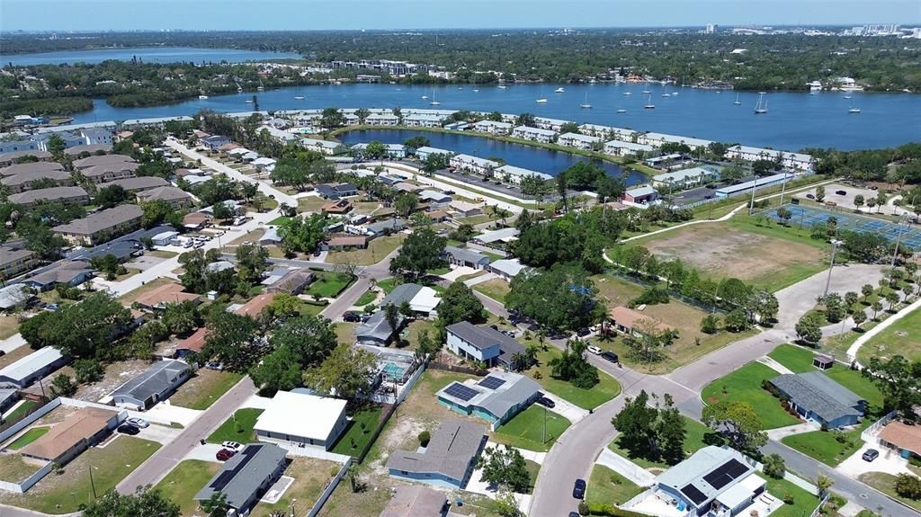 Active With Contract: $439,900 (3 beds, 2 baths, 1461 Square Feet)