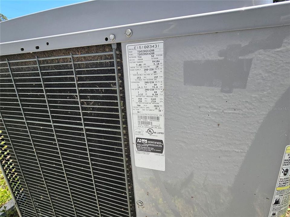 待售: $261,999 (3 贝兹, 2 浴室, 1097 平方英尺)