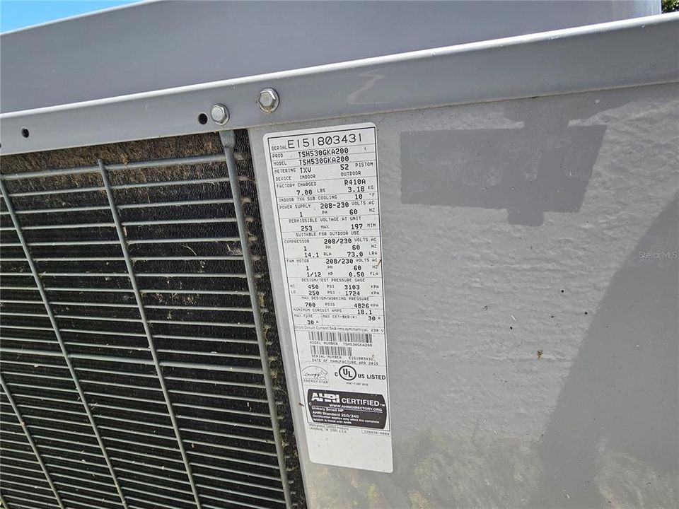 待售: $261,999 (3 贝兹, 2 浴室, 1097 平方英尺)