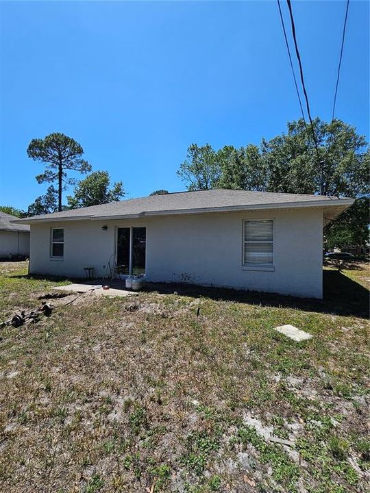 待售: $261,999 (3 贝兹, 2 浴室, 1097 平方英尺)