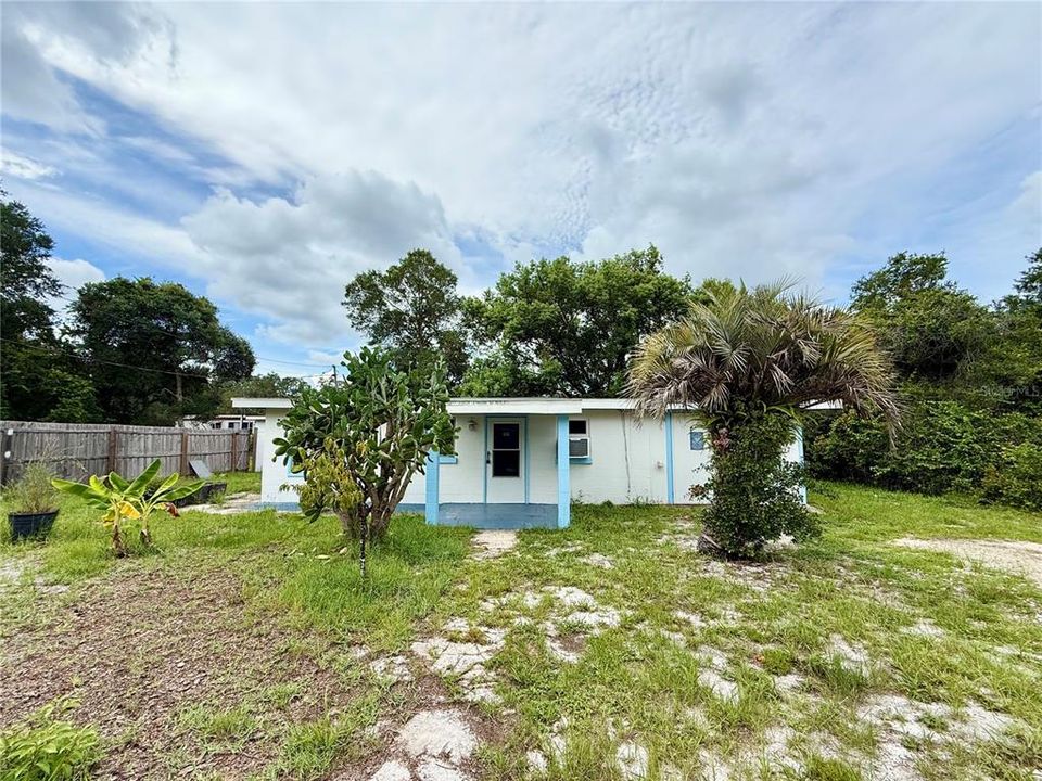 Recently Sold: $89,000 (2 beds, 1 baths, 720 Square Feet)