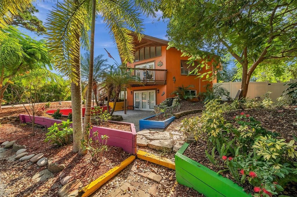 En Renta: $4,200 (3 camas, 2 baños, 2086 Pies cuadrados)
