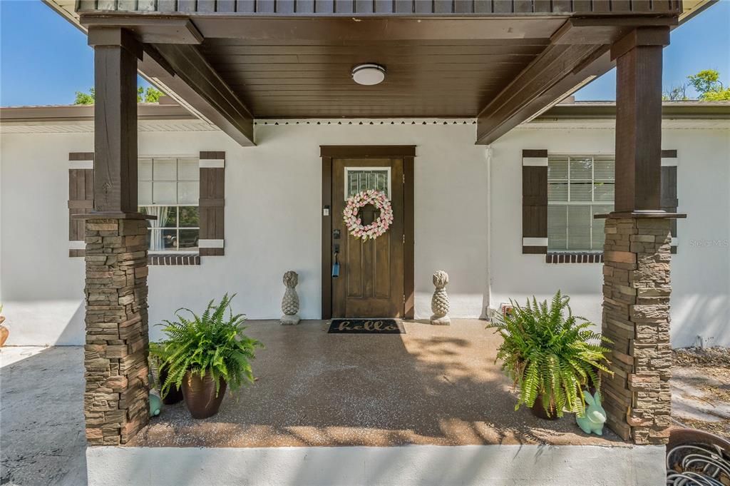 На продажу: $1,075,000 (4 спален, 2 ванн, 2335 Квадратных фут)