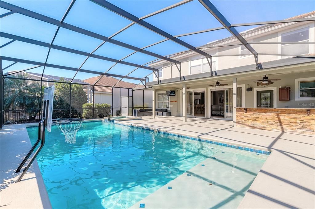 Active With Contract: $600,000 (5 beds, 3 baths, 2909 Square Feet)