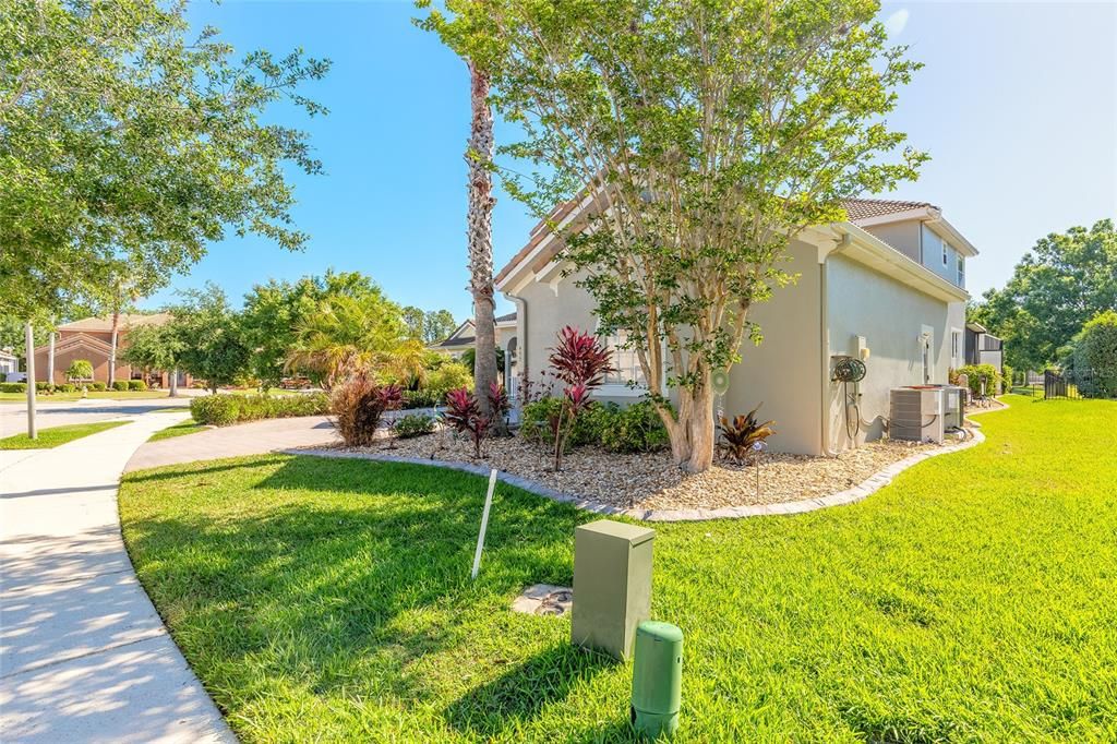 Active With Contract: $600,000 (5 beds, 3 baths, 2909 Square Feet)