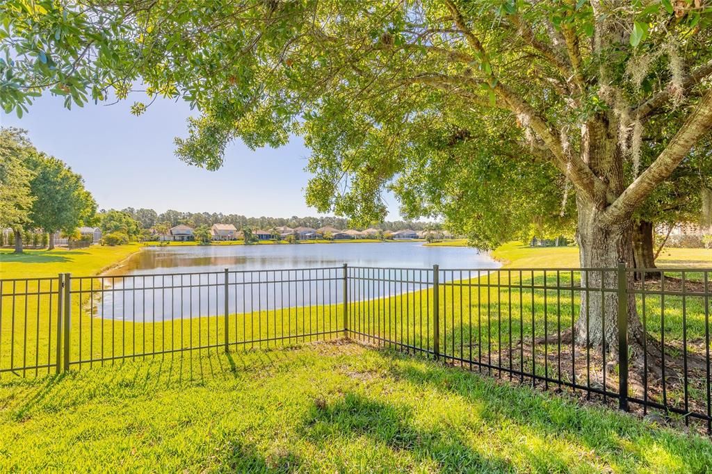 Active With Contract: $600,000 (5 beds, 3 baths, 2909 Square Feet)