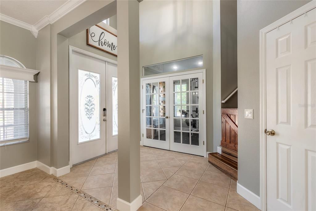 Active With Contract: $600,000 (5 beds, 3 baths, 2909 Square Feet)