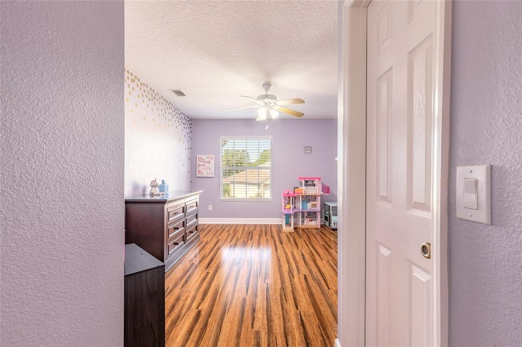 Active With Contract: $600,000 (5 beds, 3 baths, 2909 Square Feet)