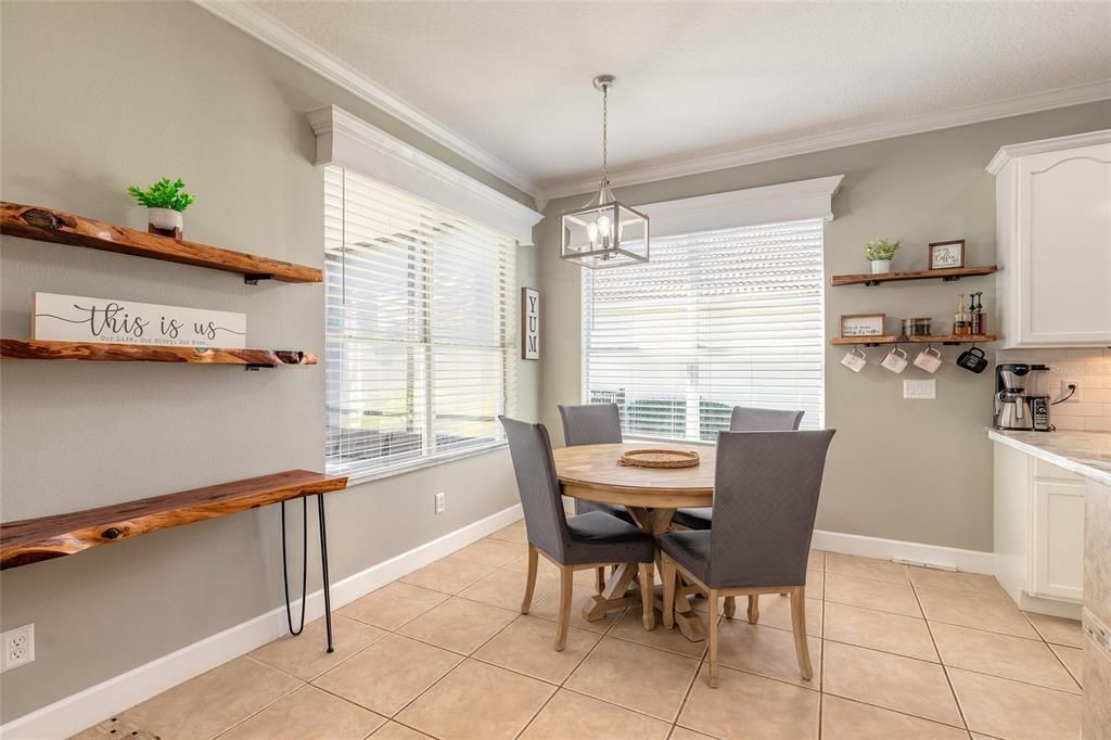 Active With Contract: $600,000 (5 beds, 3 baths, 2909 Square Feet)