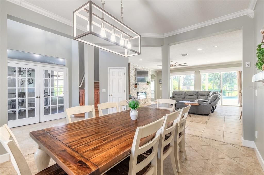 Active With Contract: $600,000 (5 beds, 3 baths, 2909 Square Feet)