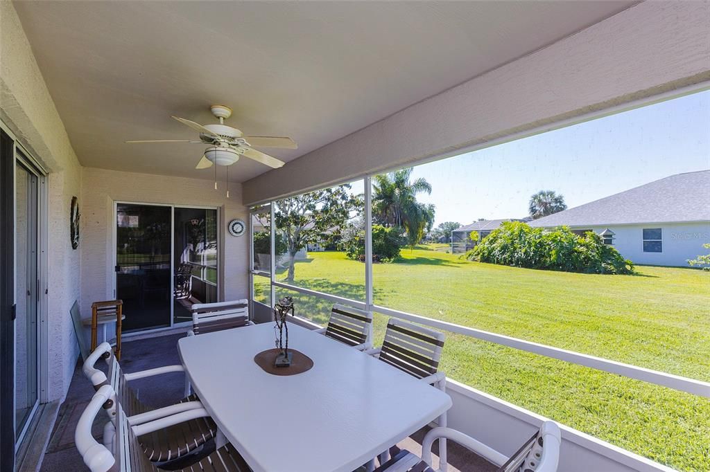 For Sale: $349,000 (3 beds, 2 baths, 1667 Square Feet)