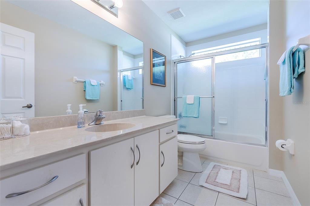 For Sale: $349,000 (3 beds, 2 baths, 1667 Square Feet)