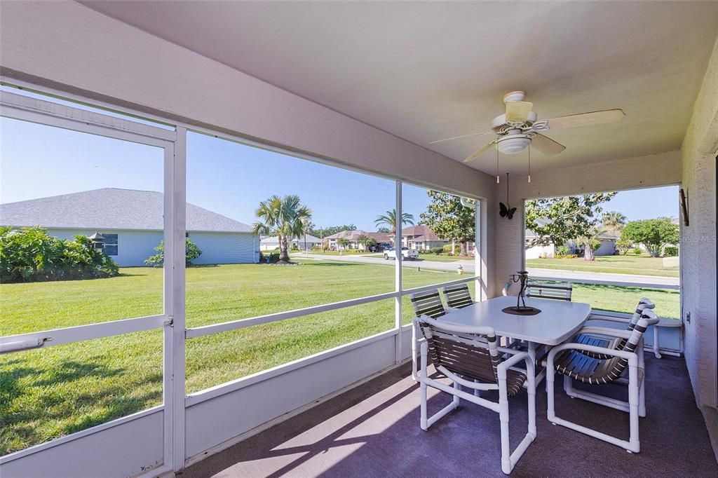 For Sale: $349,000 (3 beds, 2 baths, 1667 Square Feet)