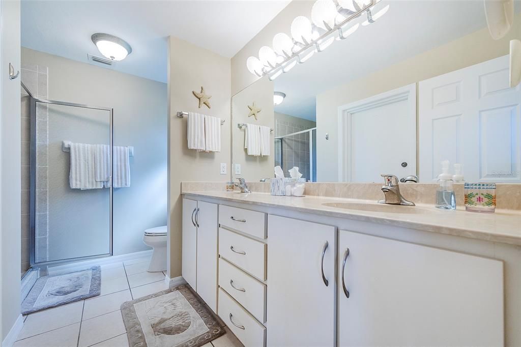 For Sale: $349,000 (3 beds, 2 baths, 1667 Square Feet)