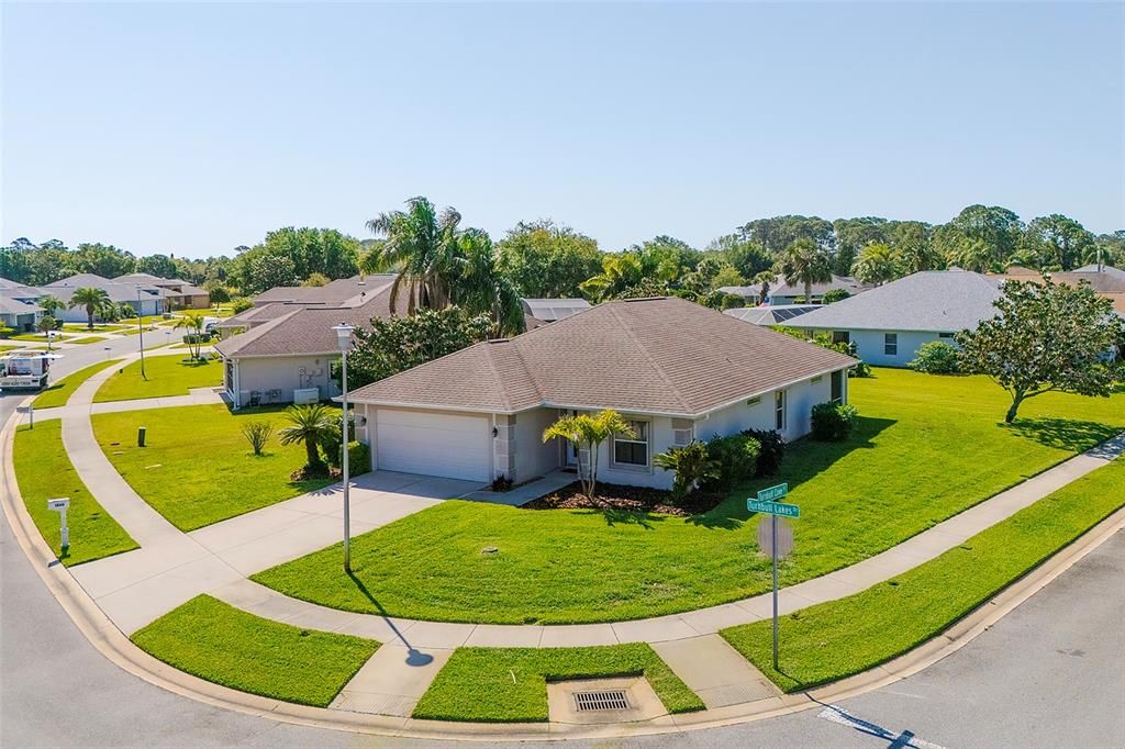 For Sale: $349,000 (3 beds, 2 baths, 1667 Square Feet)