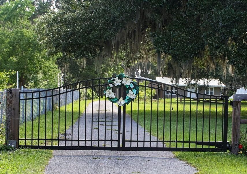 最近售出: $889,000 (4 贝兹, 3 浴室, 2326 平方英尺)