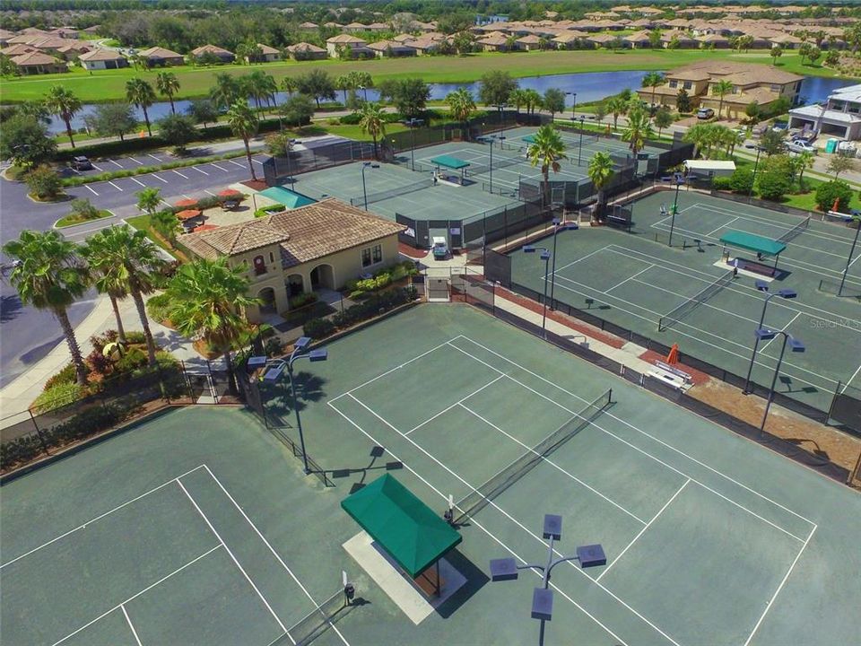 На продажу: $274,900 (2 спален, 2 ванн, 1121 Квадратных фут)