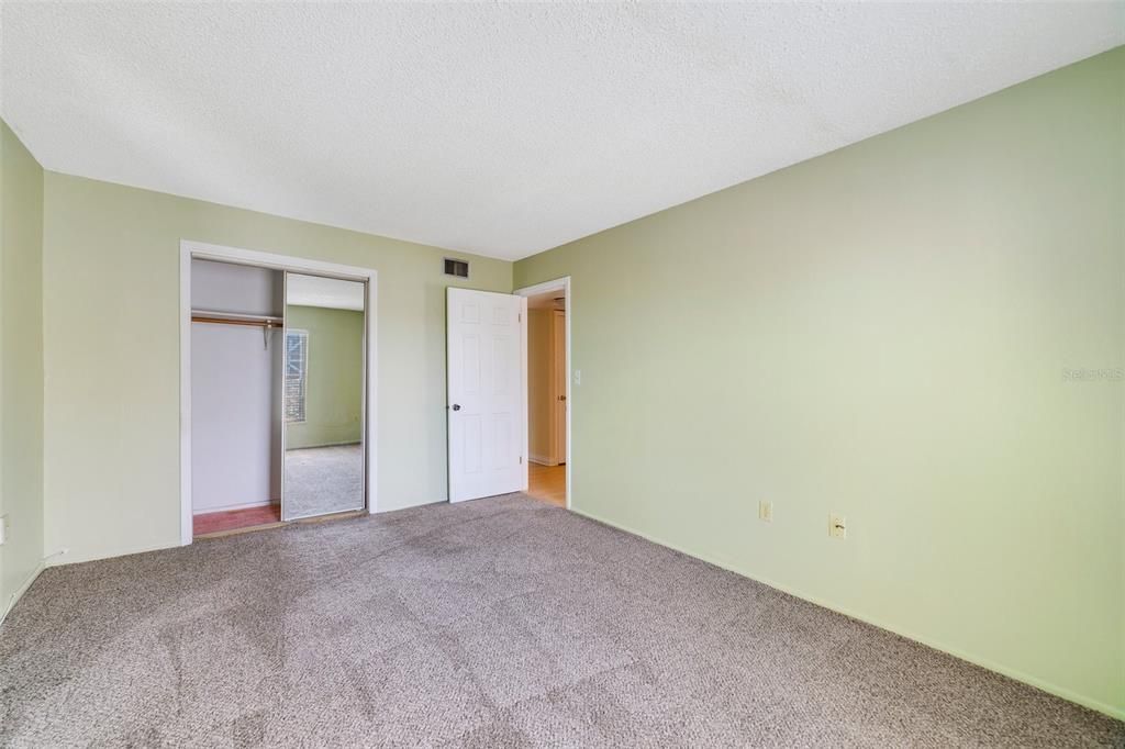 Activo con contrato: $155,000 (2 camas, 1 baños, 872 Pies cuadrados)