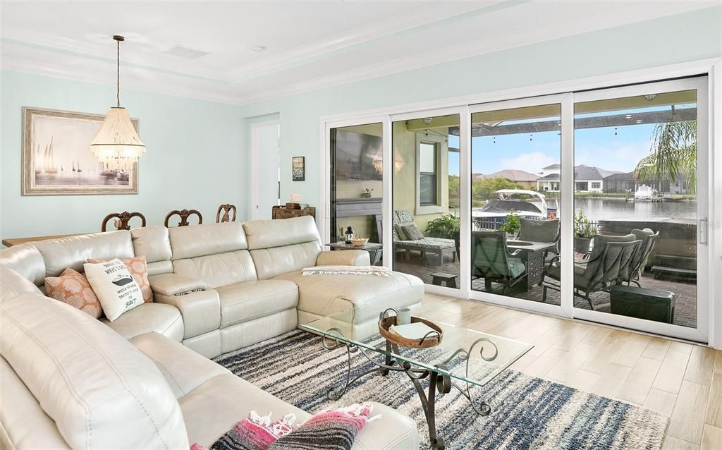 For Sale: $954,900 (3 beds, 2 baths, 2250 Square Feet)