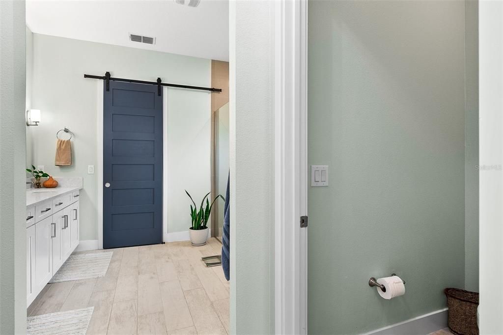 For Sale: $954,900 (3 beds, 2 baths, 2250 Square Feet)