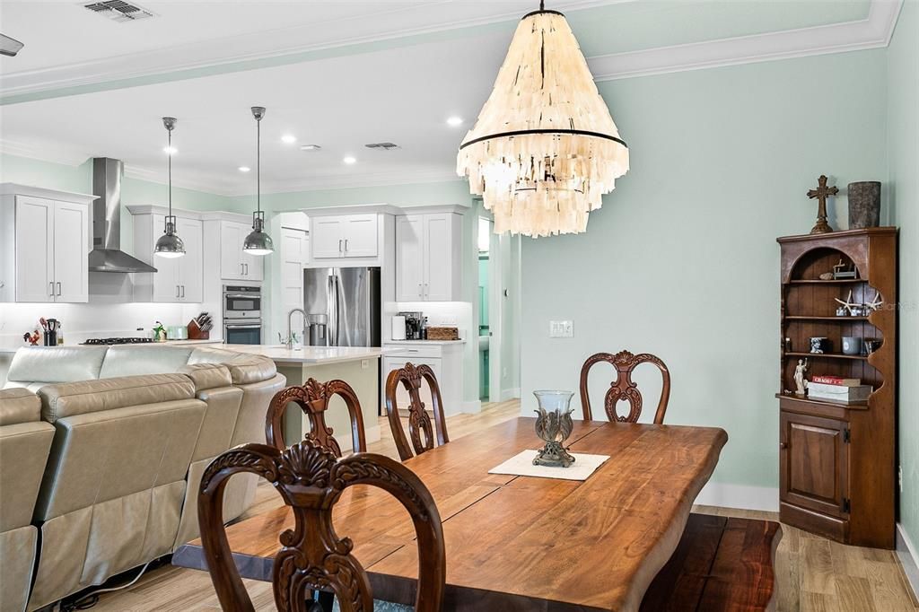 For Sale: $954,900 (3 beds, 2 baths, 2250 Square Feet)