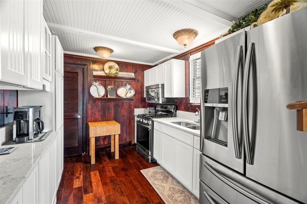 На продажу: $1,599,000 (5 спален, 4 ванн, 2840 Квадратных фут)