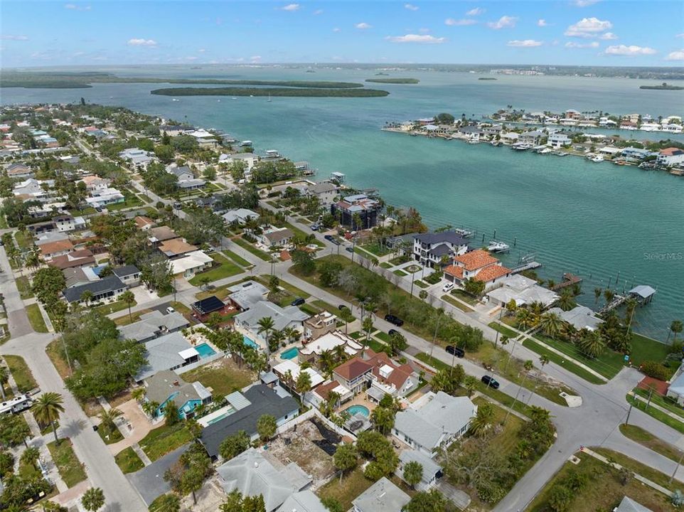 На продажу: $1,599,000 (5 спален, 4 ванн, 2840 Квадратных фут)