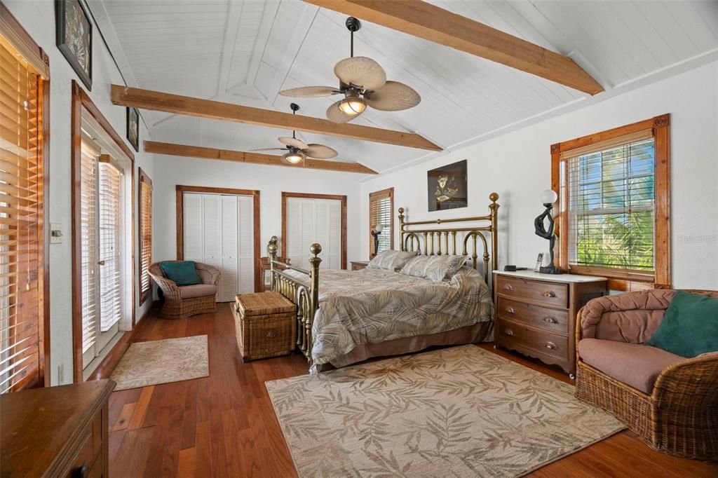 На продажу: $1,599,000 (5 спален, 4 ванн, 2840 Квадратных фут)