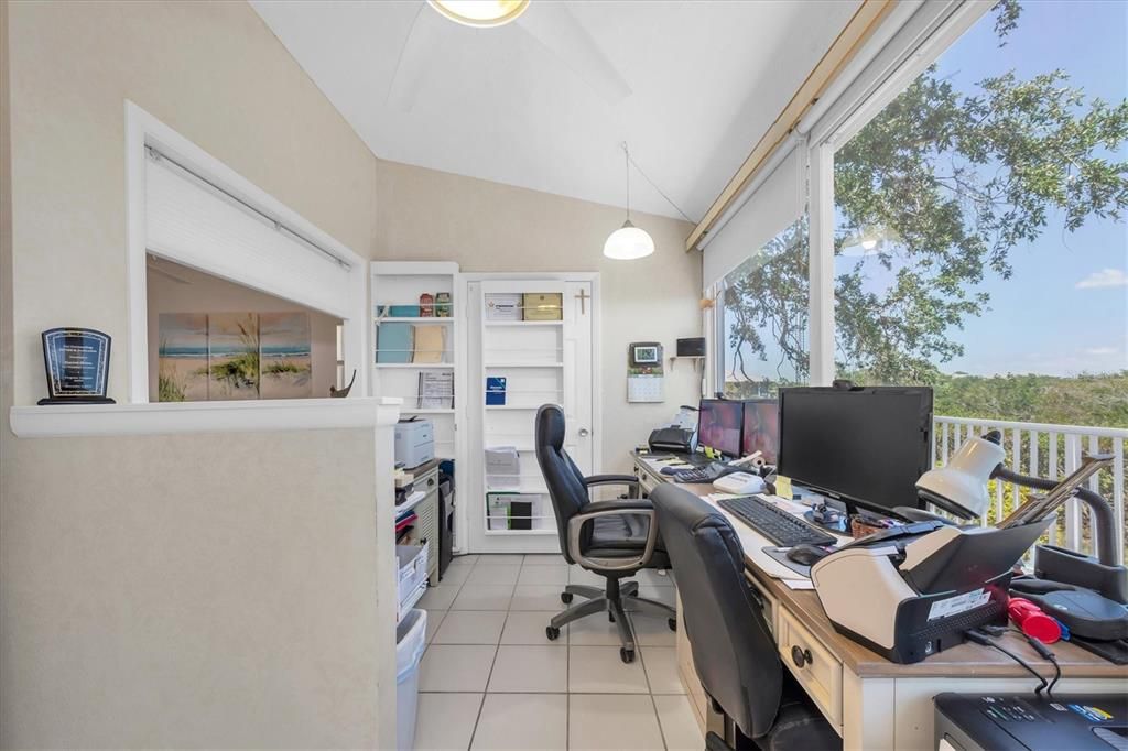 En Venta: $410,000 (2 camas, 2 baños, 1292 Pies cuadrados)