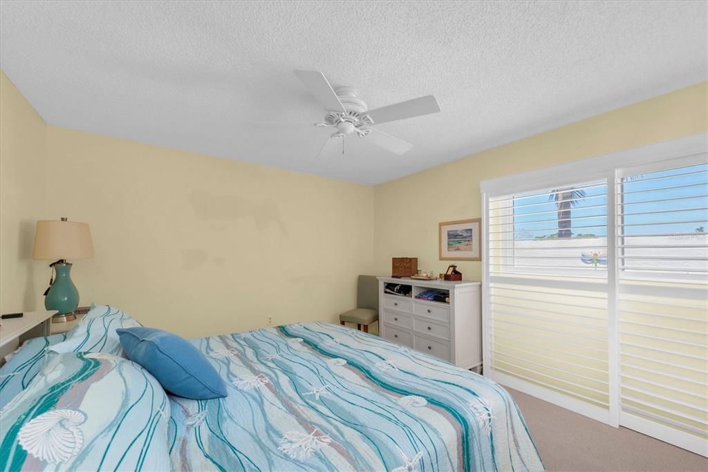 En Venta: $410,000 (2 camas, 2 baños, 1292 Pies cuadrados)